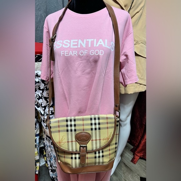 Authentic Vintage Burberry's Sling - Picture 2 of 11